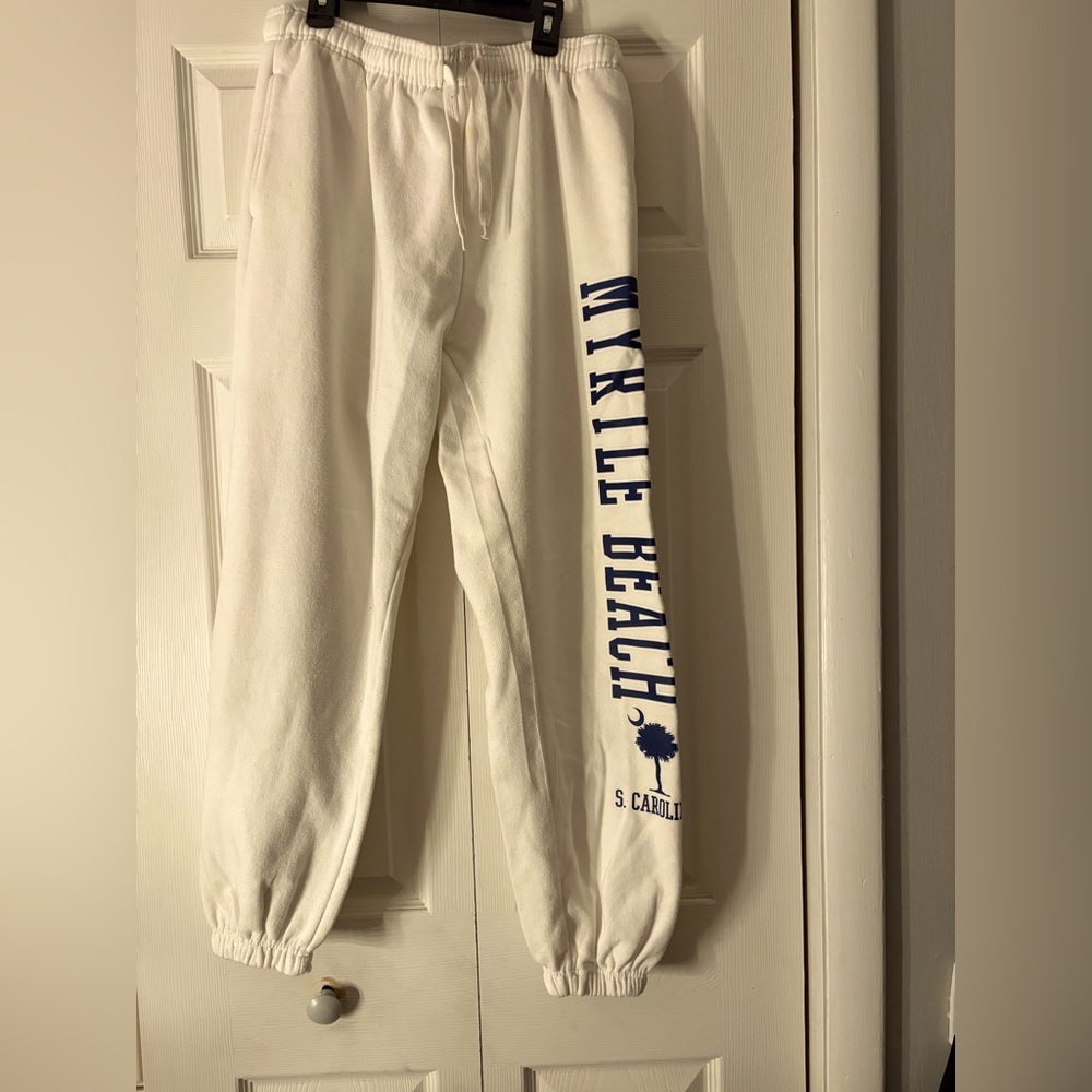 White cute beachy sweatpants